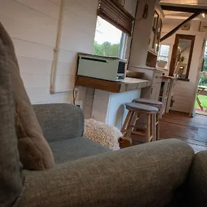  Chalet Shepherds Hut In Enclosed Field